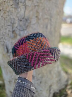 Multicolor Wool Blend Chevron Bucket Hat - Women